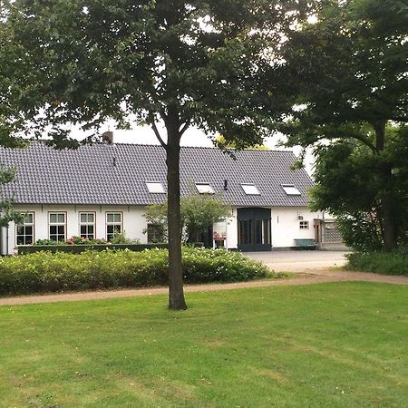 B&B De Laarhoeve Waalre Eksteriør billede